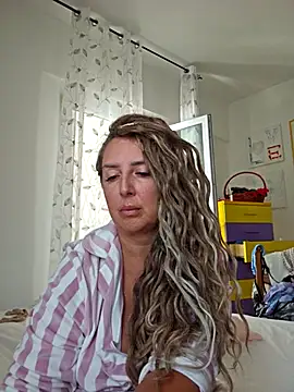 MariaRichi  online show from October 1, 7:58 am