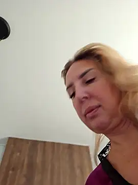 MariaRichi  online show from November 28, 7:44 am