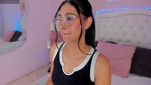 Ashley Evans18 online show from January 14, 11:31 am