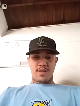 HannibalLester online show from December 3, 4:38 pm