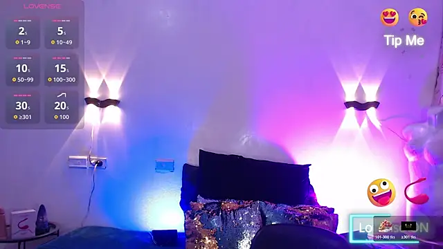 Emili Roux online show from November 11, 12:27 pm