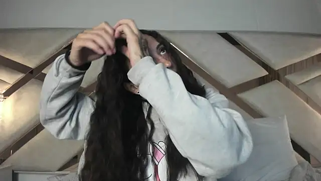 sadashi moon  online show from January 27, 12:43 am