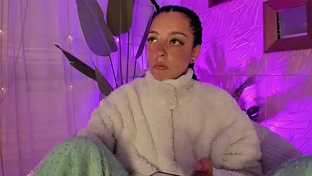 sadashi moon  online show from February 16, 6:54 am