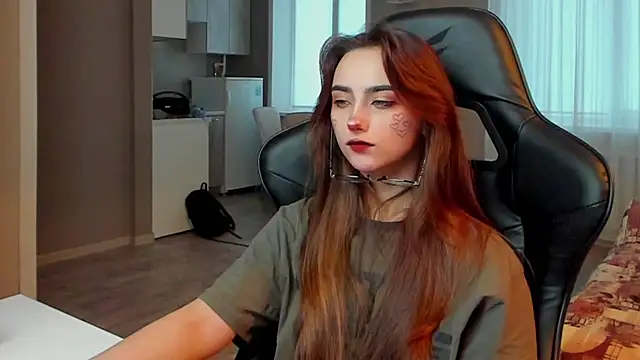 SilverDream online show from February 9, 4:57 am