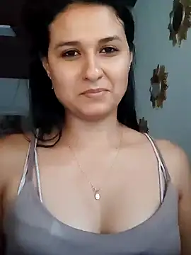 elena jonees online show from February 7, 9:58 pm