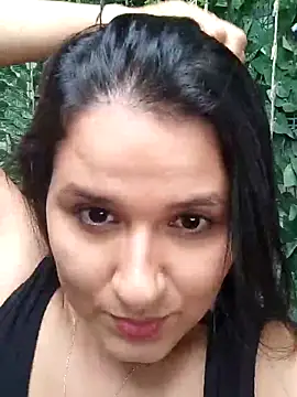 elena jonees online show from October 8, 8:17 pm