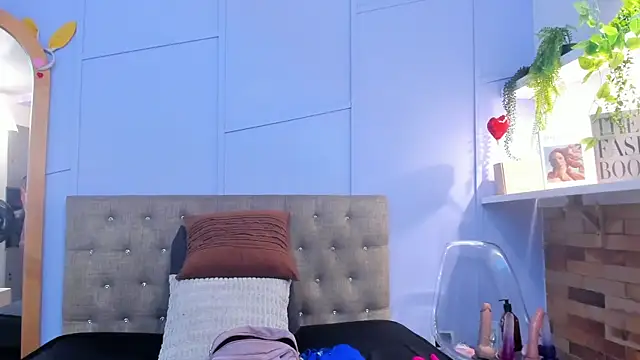 Snapshot of nathalie_rossel chatting on October 1, 7:53 pm nathalie rossel online show from October 1, 7:53 pm