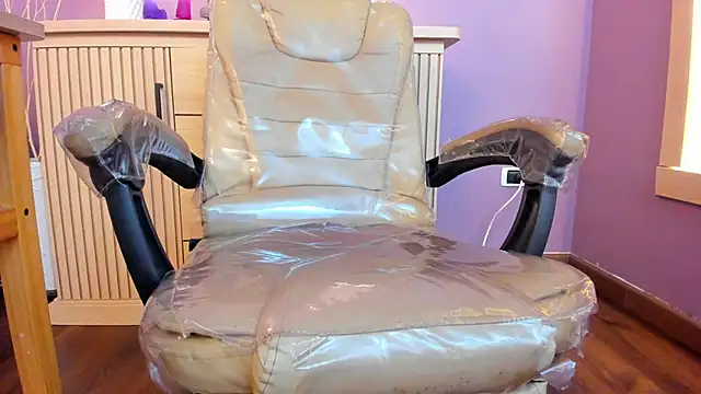 nathalie rossel online show from February 24, 6:17 pm