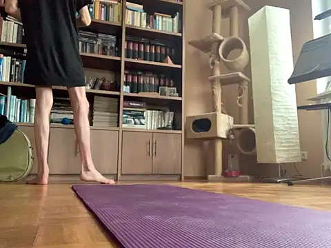 Bula94193 online show from February 12, 9:52 am