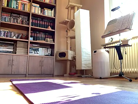 Bula94193 online show from March 21, 9:34 am