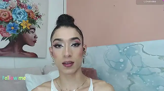 Snapshot of sweet_amalia4 chatting on December 3, 1:19 am sweet amalia4 online show from December 3, 1:19 am