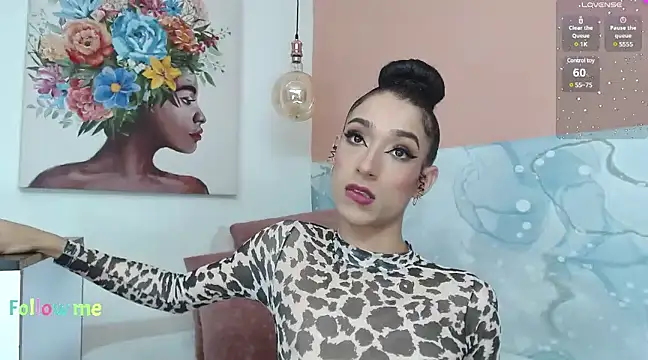 Snapshot of sweet_amalia4 chatting on December 7, 2:20 am sweet amalia4 online show from December 7, 2:20 am