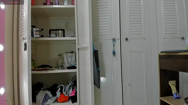 sweet amalia4 online show from October 26, 7:20 pm