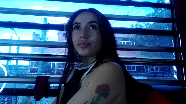 Snapshot of NYX1126 chatting on October 2, 6:04 pm NYX1126 online show from October 2, 6:04 pm