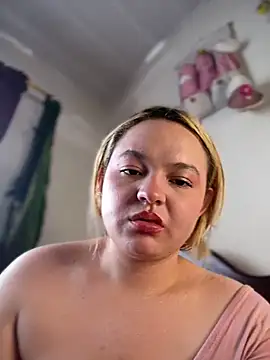 Snapshot of Naiara_Sex_ chatting on June 3, 9:53 pm Naiara Sex online show from June 3, 9:53 pm