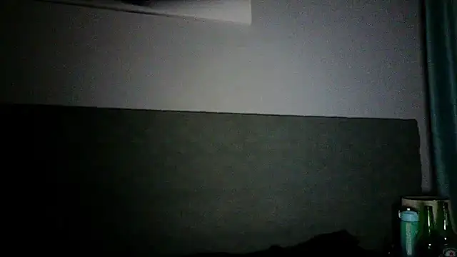 ElizaaXO online show from December 31, 11:39 pm