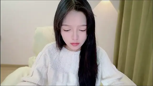 xiaodaibabyy online show from November 6, 2:40 pm