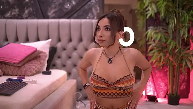 GinaValentinna online show from June 20, 8:22 pm