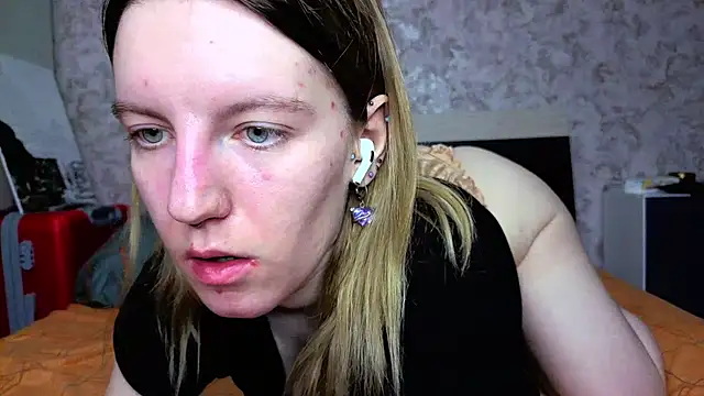 Snapshot of Baiambel_Mi chatting on February 26, 3:33 pm Baiambel Mi online show from February 26, 3:33 pm