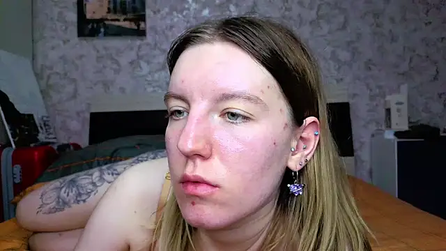 Snapshot of Baiambel_Mi chatting on March 1, 3:47 pm Baiambel Mi online show from March 1, 3:47 pm