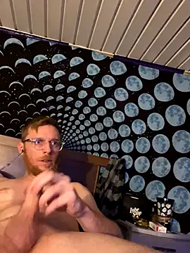 Snapshot of luv2cum7491 chatting on December 5, 3:26 am luv2cum7491 online show from December 5, 3:26 am