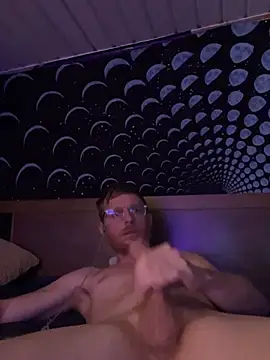 Snapshot of luv2cum7491 chatting on December 23, 3:40 am luv2cum7491 online show from December 23, 3:40 am