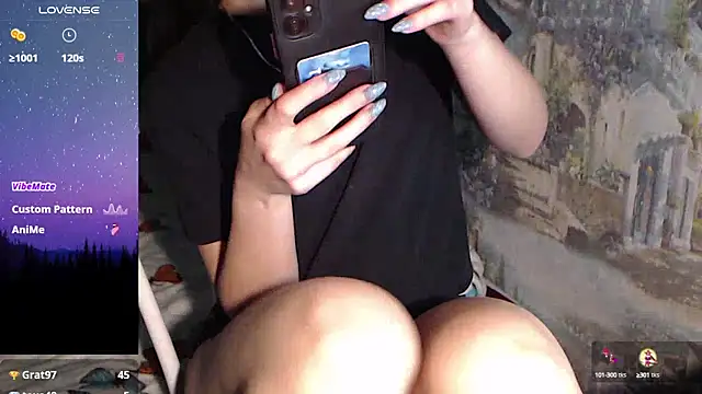 Snapshot of -LauraGold- chatting on January 9, 4:17 pm -LauraGold- online show from January 9, 4:17 pm