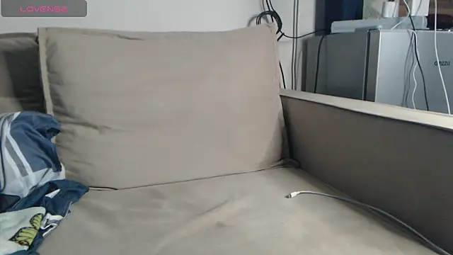 Snapshot of -LauraGold- chatting on March 1, 11:26 pm -LauraGold- online show from March 1, 11:26 pm