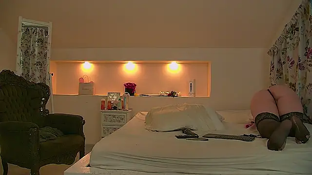 KeiraDark online show from November 7, 5:07 am