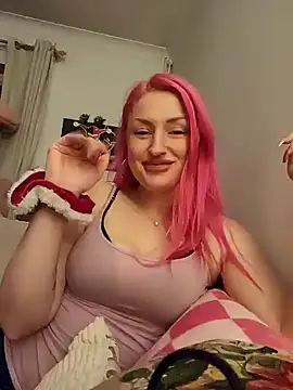 Amie Rivia online show from December 14, 6:41 pm