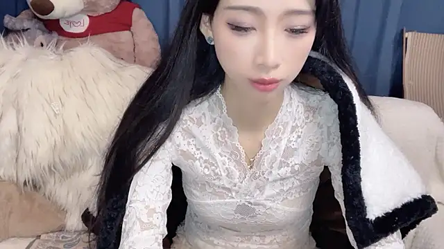 Lili-2 online show from January 19, 3:05 pm