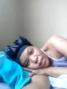 Feathergal69  online show from September 18, 12:29 pm