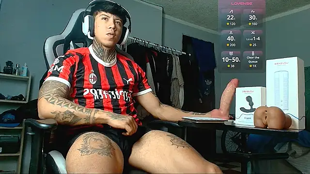 Nickhot0609 online show from September 24, 2:26 am