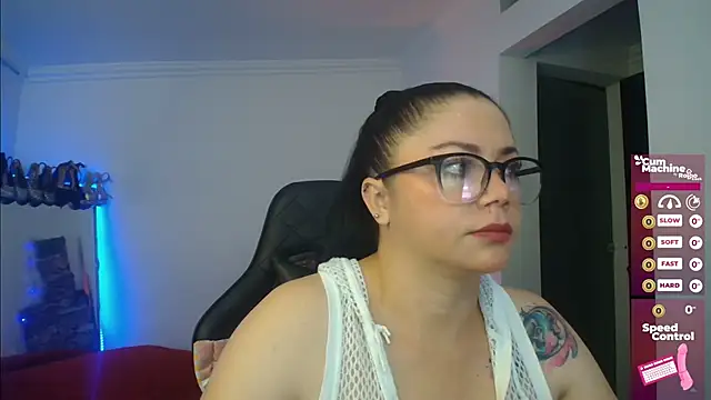 Madame Shein  online show from December 11, 9:30 am