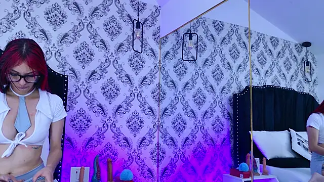 Snapshot of Derieri_D chatting on September 23, 7:50 pm Derieri D online show from September 23, 7:50 pm