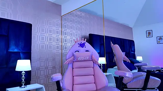 Snapshot of Derieri_D chatting on November 21, 6:06 pm Derieri D online show from November 21, 6:06 pm