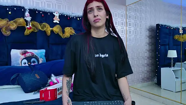 Snapshot of Derieri_D chatting on December 15, 3:22 am Derieri D online show from December 15, 3:22 am