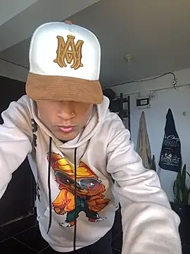 Edward Milleer online show from October 27, 4:11 pm