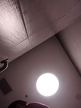 Snapshot of axelongshaft69 chatting on February 1, 12:31 am axelongshaft69 online show from February 1, 12:31 am