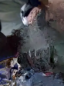 Snapshot of axelongshaft69 chatting on March 8, 9:35 am axelongshaft69 online show from March 8, 9:35 am