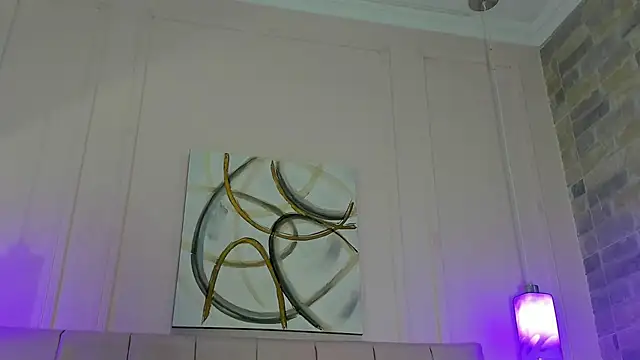 Emma Payton online show from December 9, 11:36 am