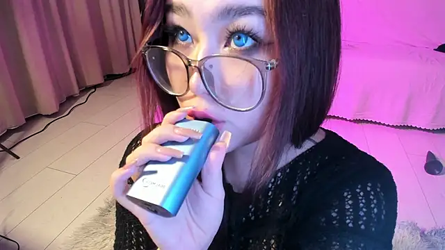 Yuriko May online show from January 10, 6:38 pm