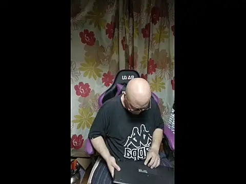 Snapshot of 419hisakun chatting on October 19, 11:11 am 419hisakun online show from October 19, 11:11 am