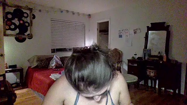 sophiarica online show from April 28, 1:26 am