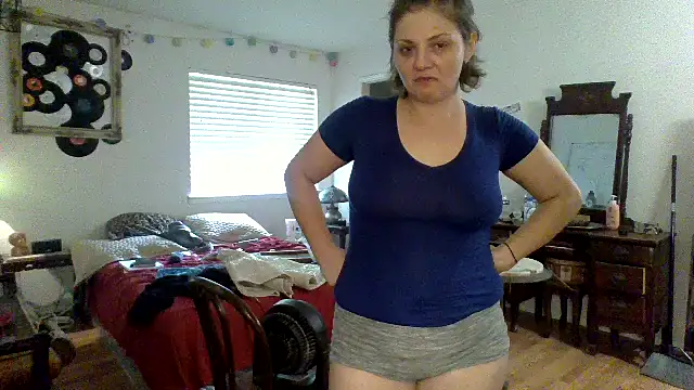 sophiarica online show from April 28, 10:59 pm