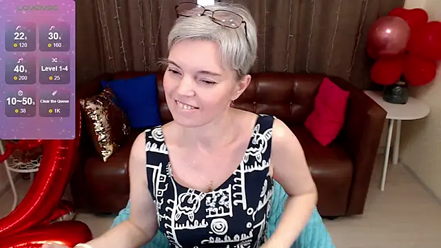 Cutie Erikaa1 online show from February 15, 5:41 am