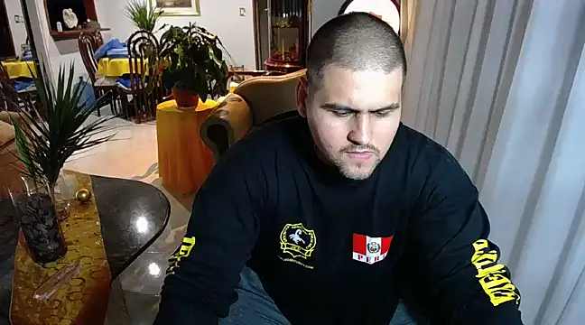 pitbullveryhot online show from February 10, 6:53 am