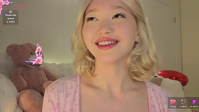 Snapshot of milli_sun_ chatting on February 21, 5:08 am milli sun online show from February 21, 5:08 am