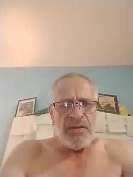 Snapshot of geilerschwanz64 chatting on April 21, 3:46 am geilerschwanz64 online show from April 21, 3:46 am