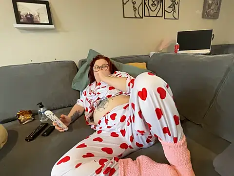 Tallulah-mae-xoxox online show from February 3, 11:20 am